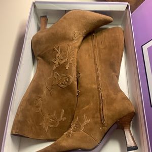 Suzanne Somers Leather/Suede Boots & Matching Bag